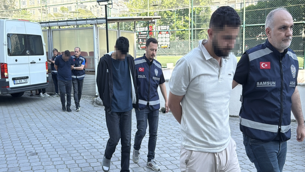 Telefonda kendilerini belediye başkanı olarak tanıtıp dolandırıcılık yaptılar
