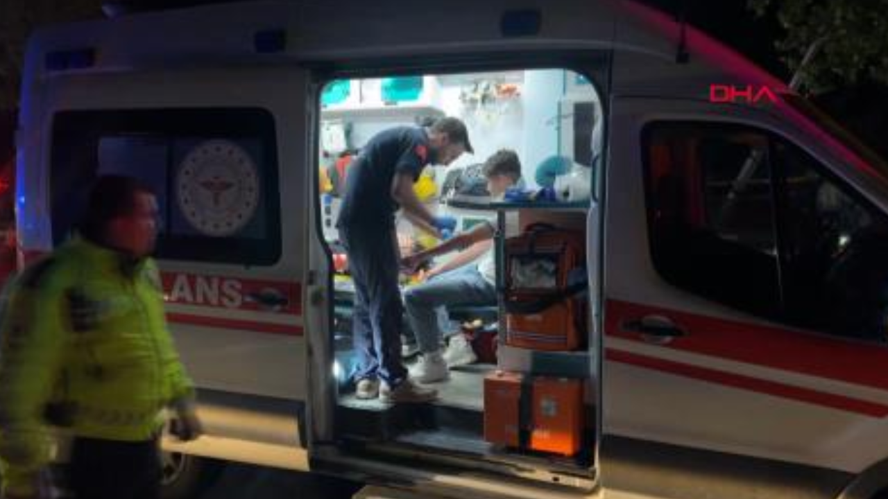 Kütahya'da korku dolu anlar: Takla atan otomobildeki 4 kişi yaralandı