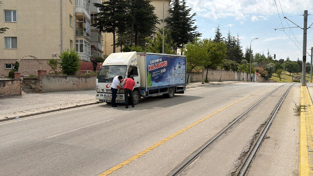Kamyonun çarptığı 9 yaşındaki Eymen ağır yaralandı