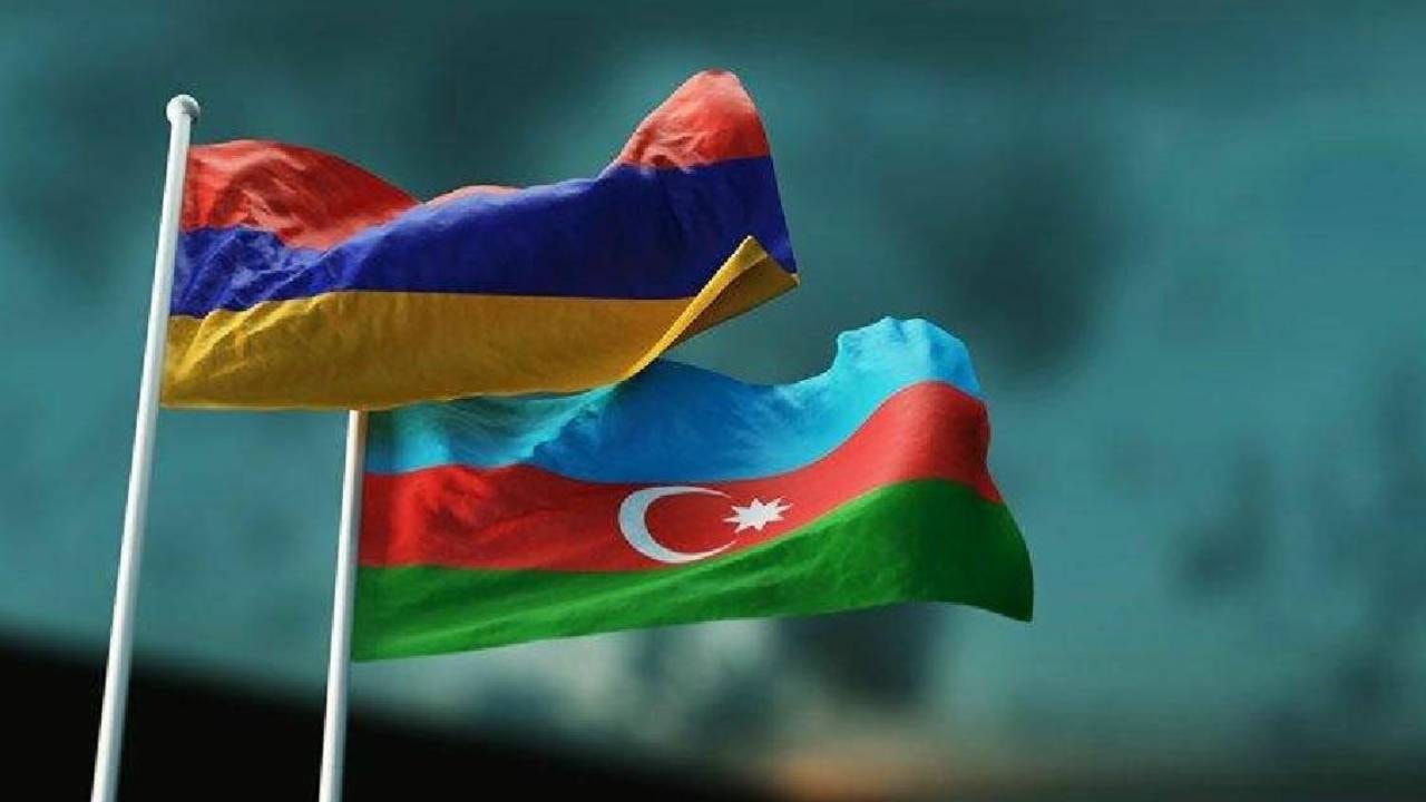 Azerbaycan ve Ermenistan sırt sırta verdi: Dev projeye imza attılar