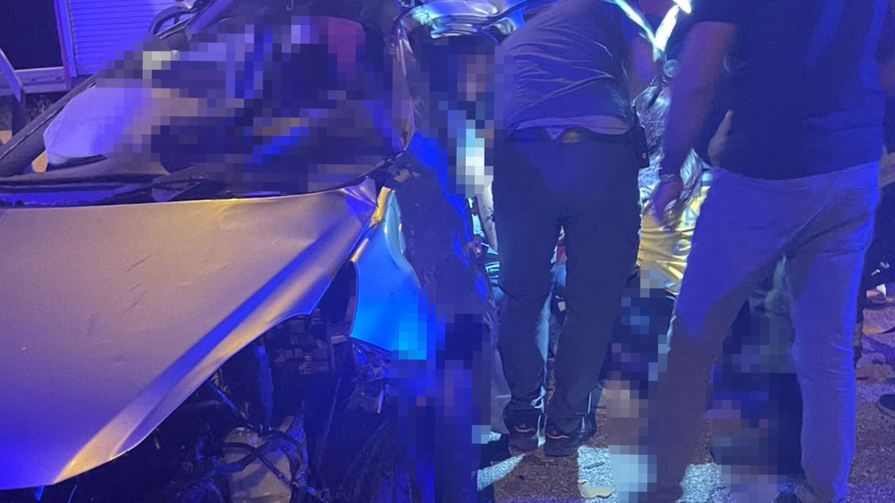 Kayseri’de hafif ticari araç ile otomobil çarpıştı: 1 ölü, 6 yaralı
