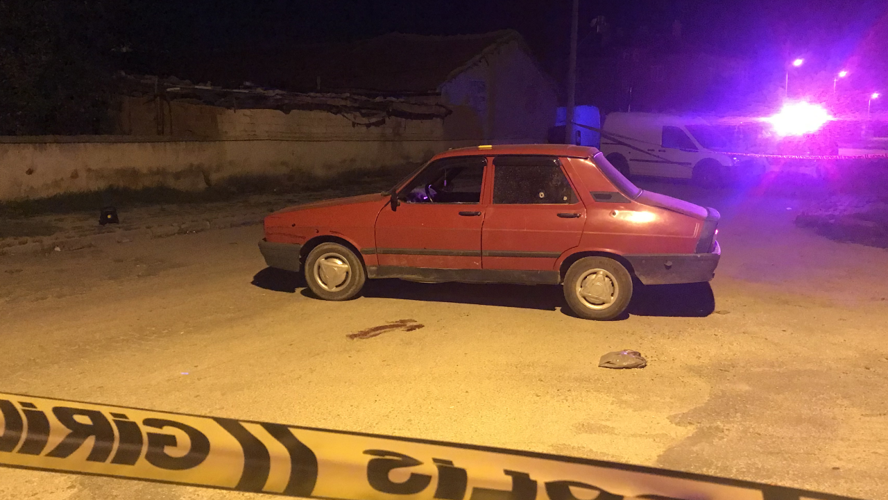 'En mutlu gün' zehir oldu: Silahlı bıçaklı kavgada 1 ölü, 4 yaralı