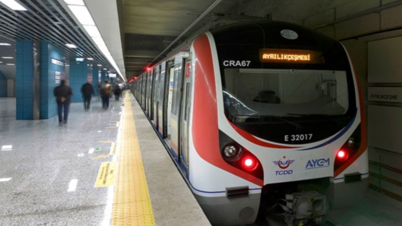 Marmaray'da bir intihar daha: Seferler aksıyor!