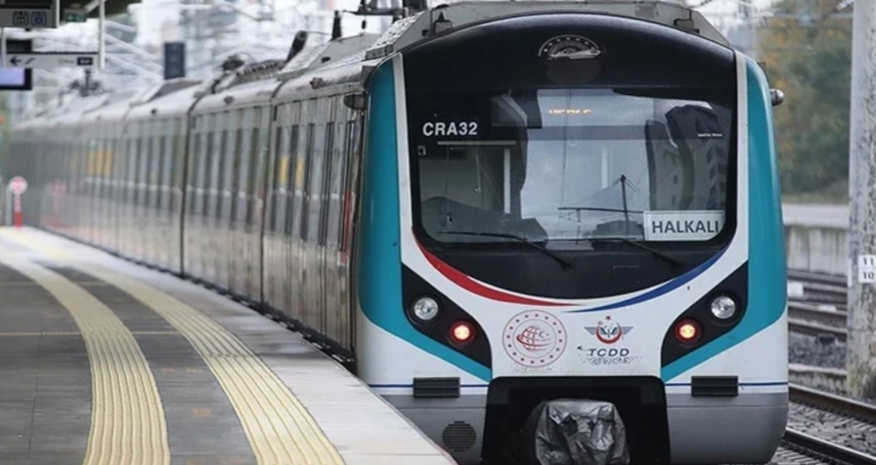Marmaray'da bir intihar daha: Seferler aksıyor!