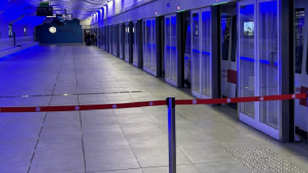 Sabah evden çıkanlar istasyonda öğrendi: Binlerce yolcu hazırlıksız yakalandı