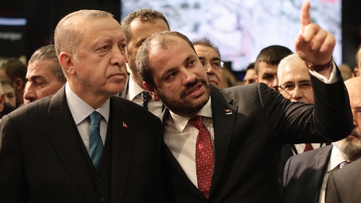 İktidara yakın şirkete 'yanlışlıkla' kayyum atandı