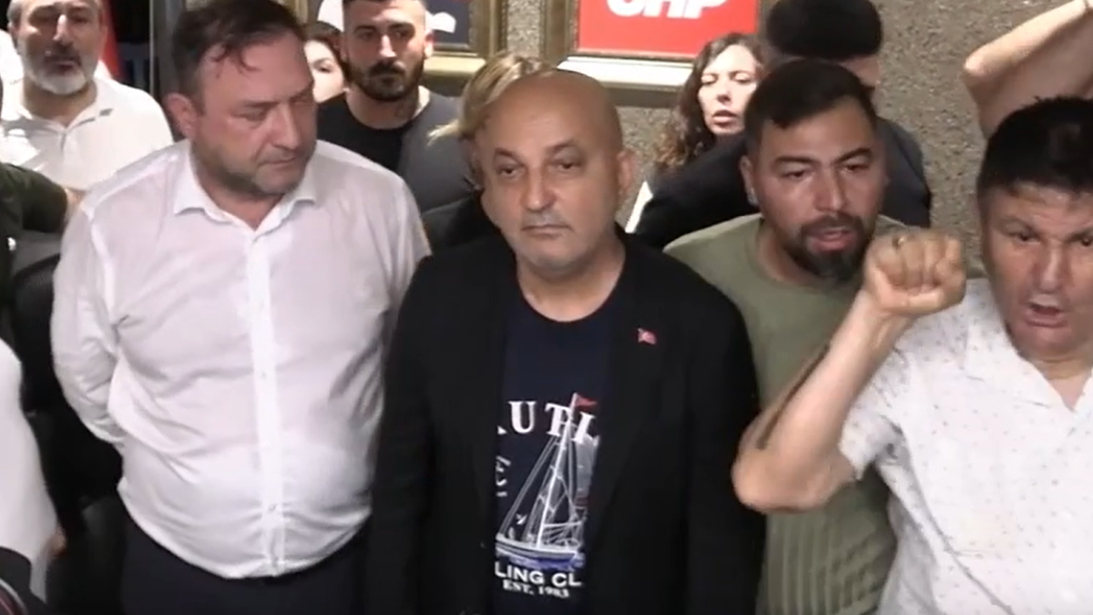 CHP baskıncısı hırsız çıktı