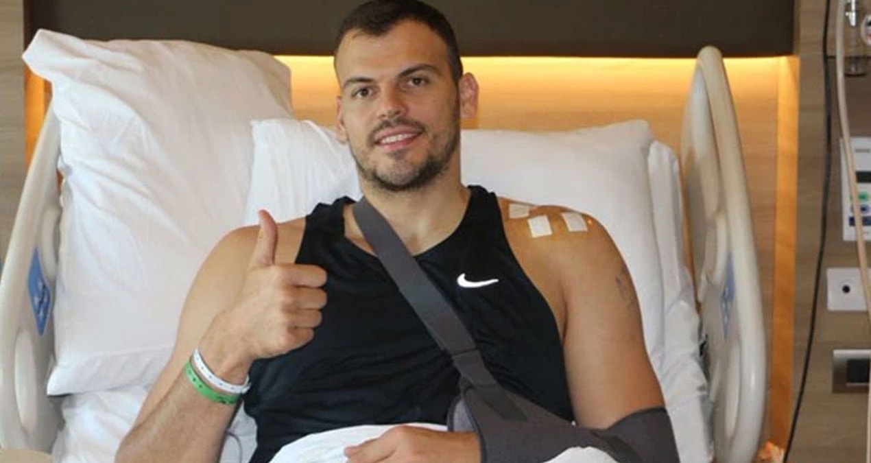 Beşiktaşlı Yıldız Ante Zizic Ameliyat Oldu kapak görseli