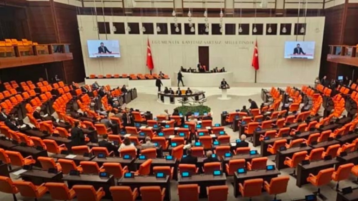Türkiye - Irak petrol hattı davası araştırma önergesi AKP ve MHP oylarıyla reddedildi