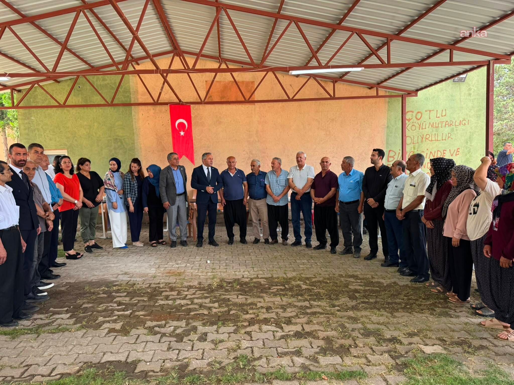 AKP ve MHP’den istifa eden 60 kişi İYİ Parti'ye geçti