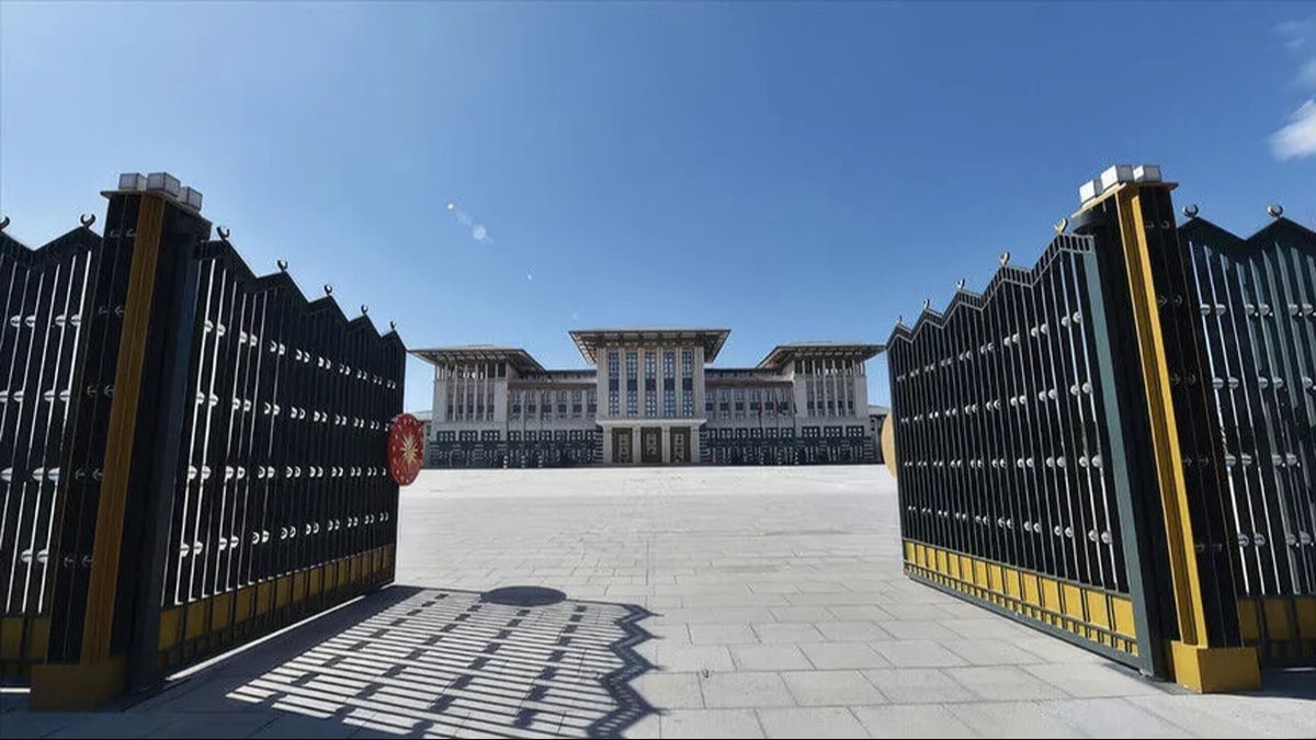 Başkanlık sistemi faizi patlattı