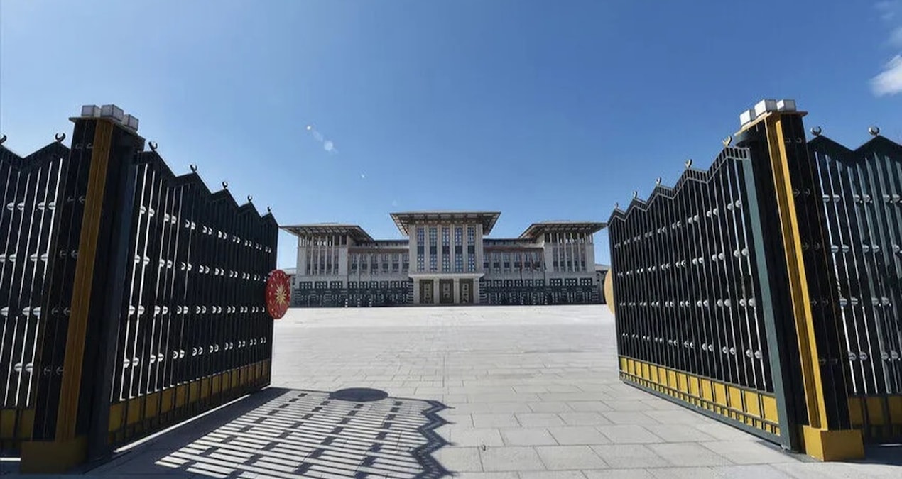 Başkanlık sistemi faizi patlattı