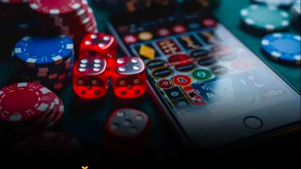 Bahis bağımlısı ataşe yardımcısı konsolosluk kasasından 180 Bin doları kumarda kaybetti
