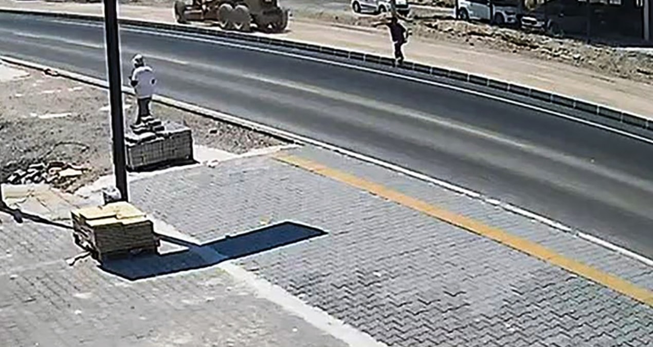 Kamyonetin Çarptığı Yaya Hayat Mücadelesi Veriyor; Genç Sürücü Gözaltında