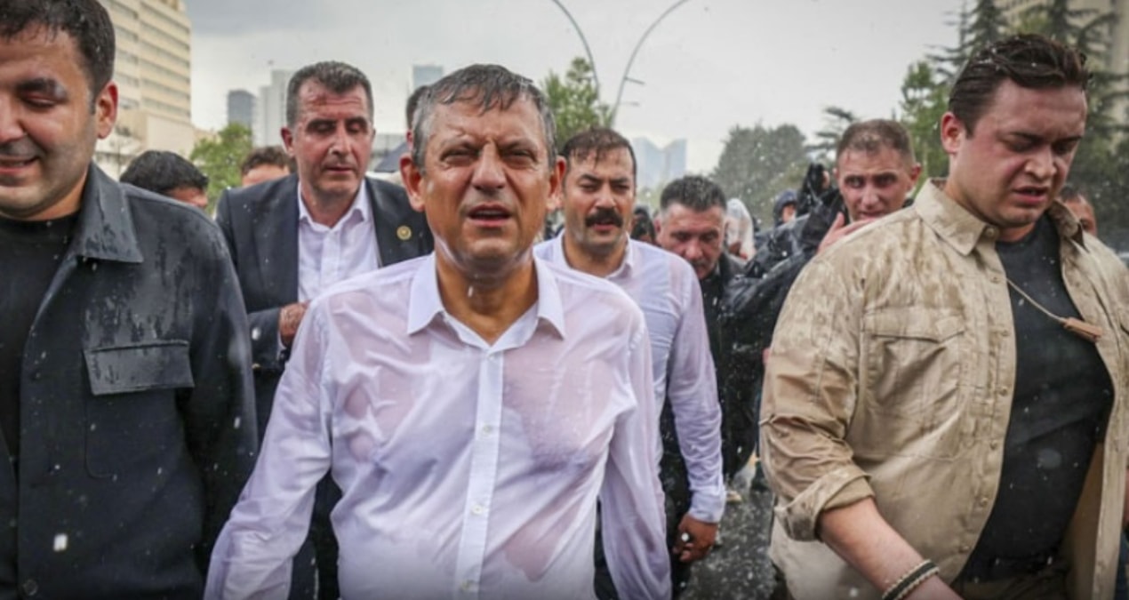 Dünya Gözlerini Türkiye’ye Çeviriyor: Erdoğan’ı Endişelendirecek Yorumlar Geldi