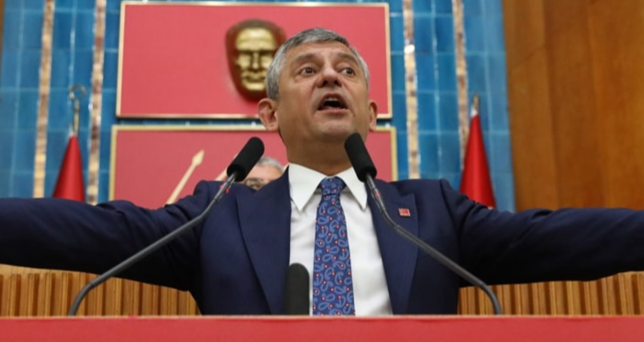 Özel’in Parti İlanı Sonrası Merak Uyandıran İlk Açıklaması