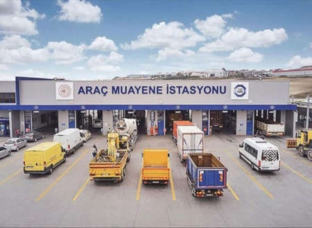 Devletin kasasına 29.3 milyar girdi17 ay önce ihalesi yapılan araç muayene istasyonlarıyla ilgili sözleşme, nihayet imzalandı. Şirket, KDV dahil 97.8 milyar liralık borcunun 29.3 milyarlık peşinatını ödedi.