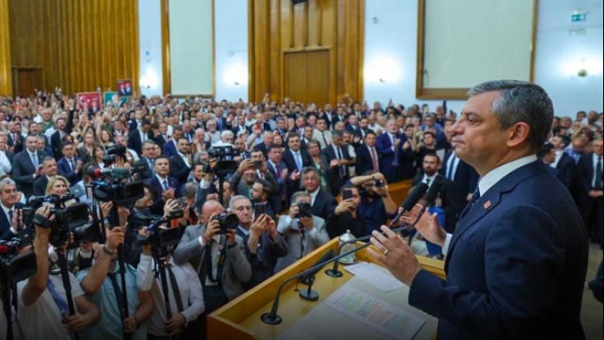 Özgür Özel 'Yeni Parti' sürecinin detaylarını aktardı
