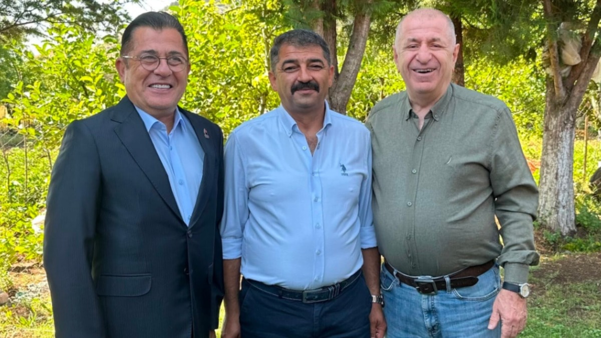 CHP’li Belediye Başkanı Zafer Partisi’ne katıldı