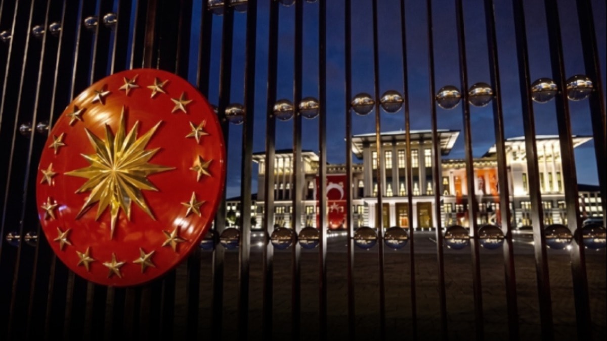 Saray'dan Yeni Parti hakkında ilk açıklama