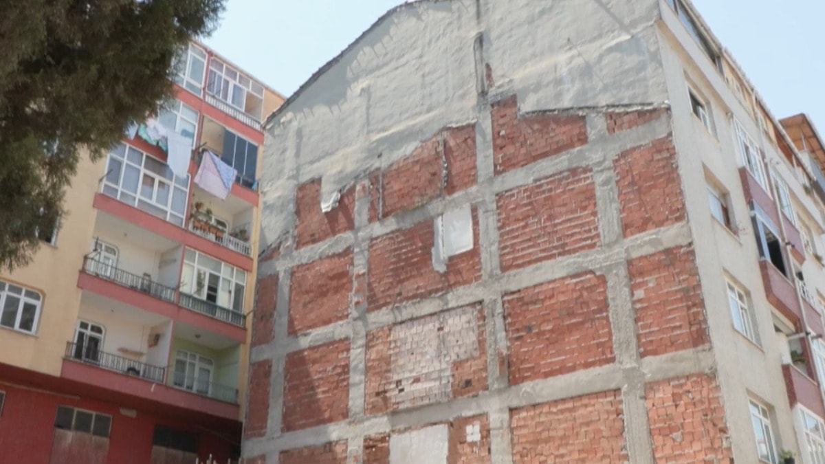 İstanbul'da faciaya davetiye! Mührü kırıp içeriye daldılar