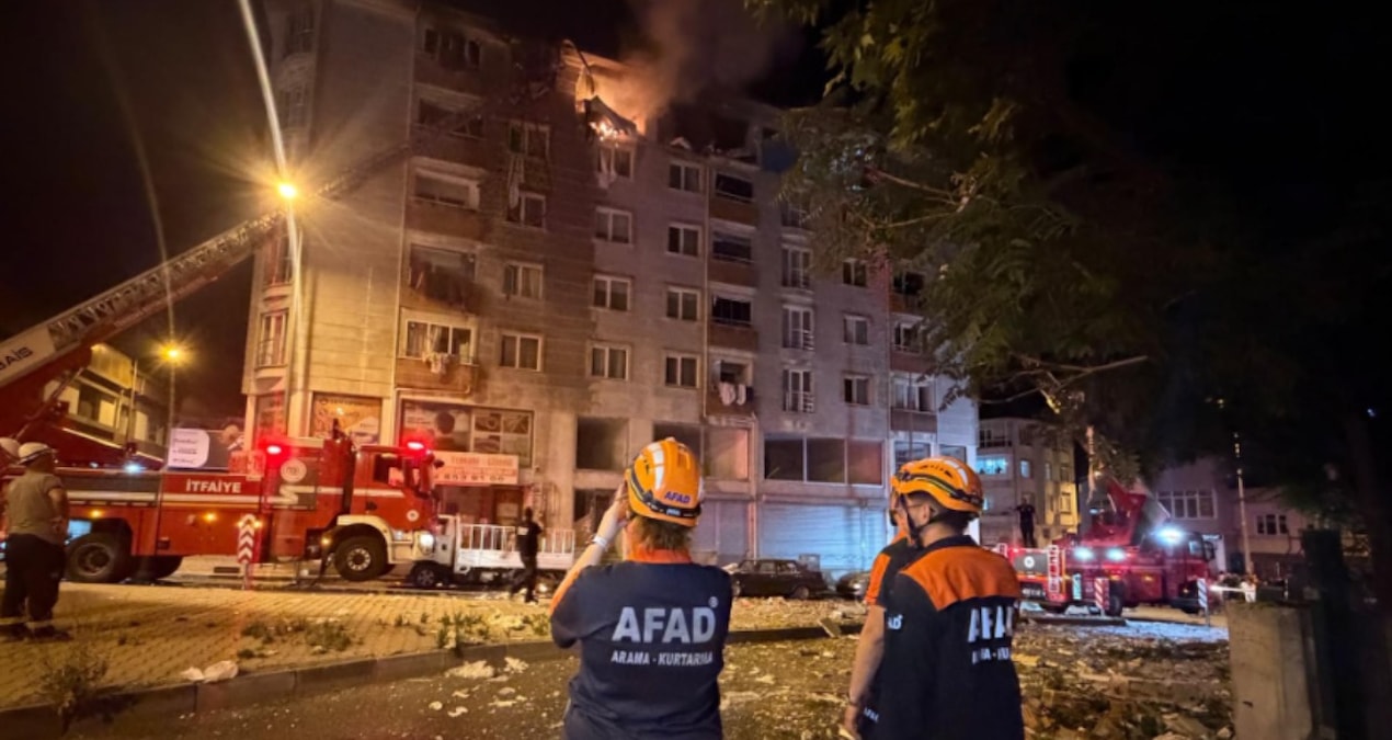 Tekirdağ'da doğalgaz faciası! 6 katlı apartmanda patlama; can kaybı ve yaralılar var