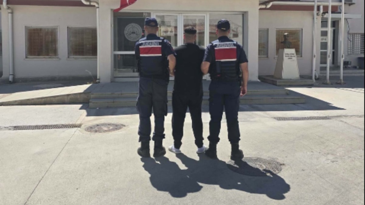 Kuşadası operasyonunda 2 kişi tutuklandı