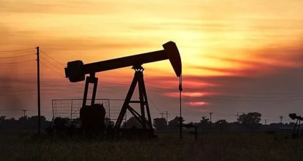 İran'ın füze saldırısı petrolü uçurdu