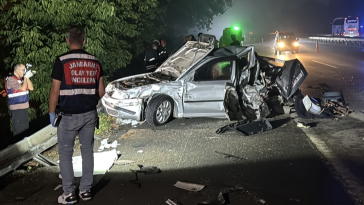 Emniyet şeridinde facia: Bir çocuk öldü 3 kişi yaralandı