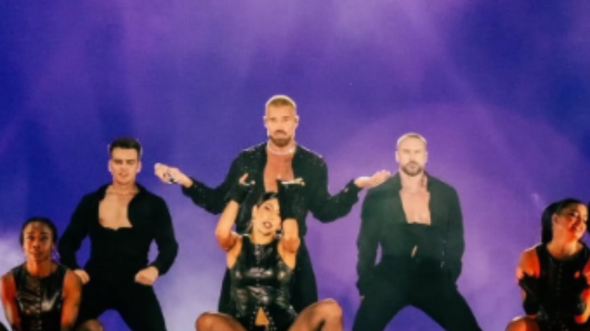 15 yıl aradan sonra İstanbul'da sahne aldı:  Ricky Martin’den Türkçe sürpriz