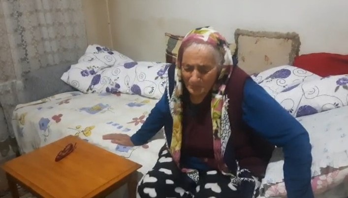 Olmaz olsun böyle evlat: 90 yaşındaki annesini icrayla evden atmaya çalışıyor