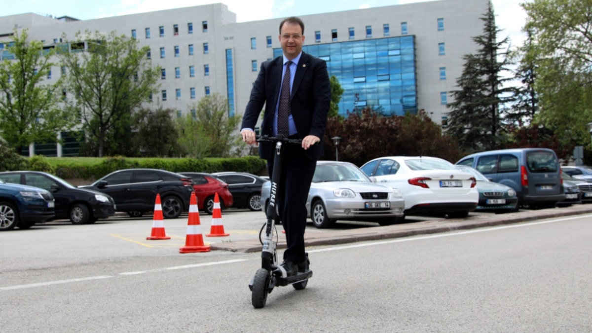 Seviyesiz vekilden yeni suçlama