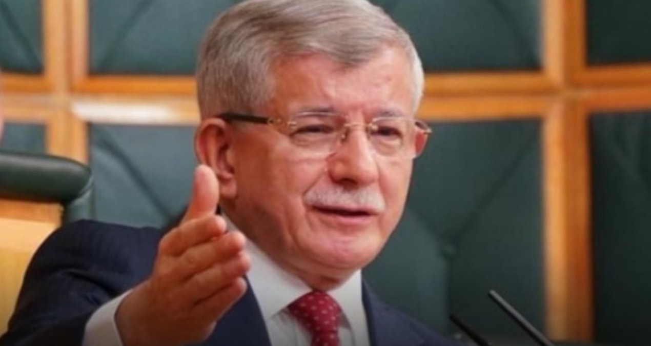 Ahmet Davutoğlu Siyasete Veda Etti: Gelecek Partisi Resmen Feshedildi