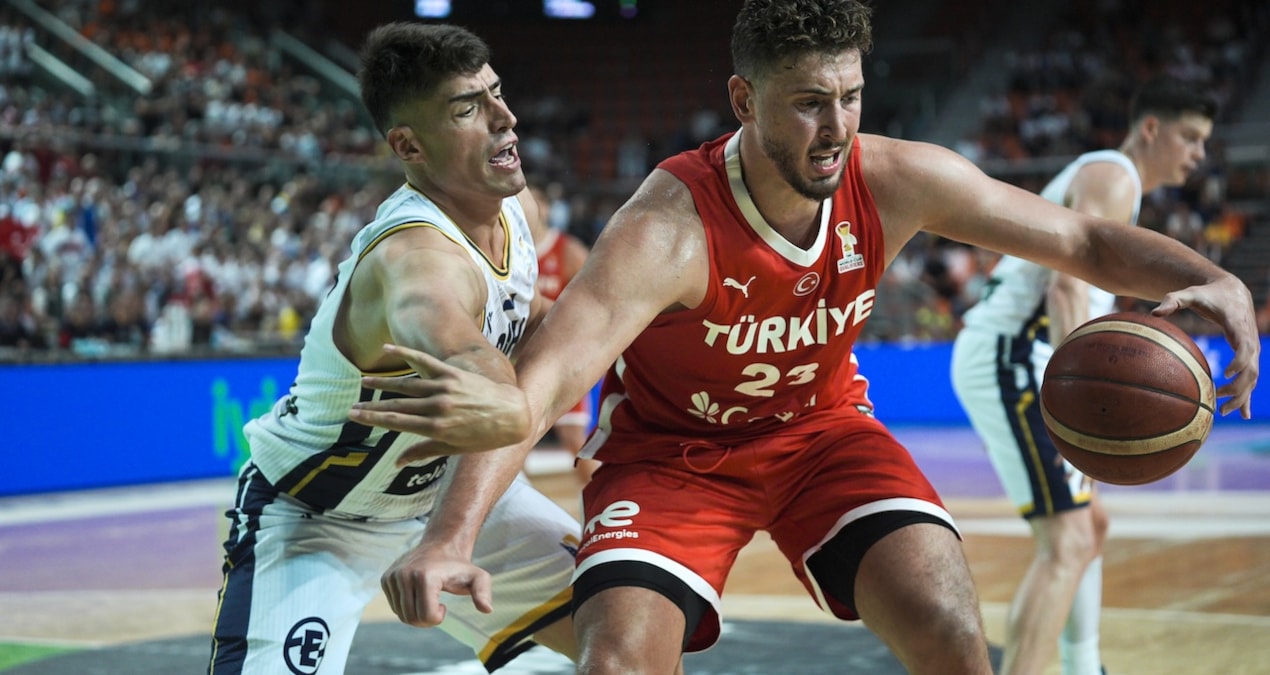 12 Dev Adam yoluna kayıpsız devam ediyor