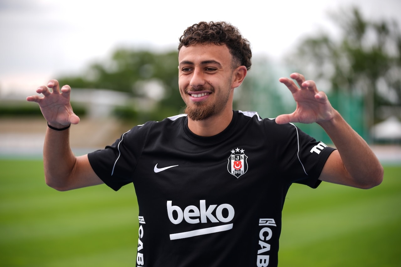 Beşiktaş'ın yeni transferi ilk kez konuştu! Topla hareket etmeyi severim
