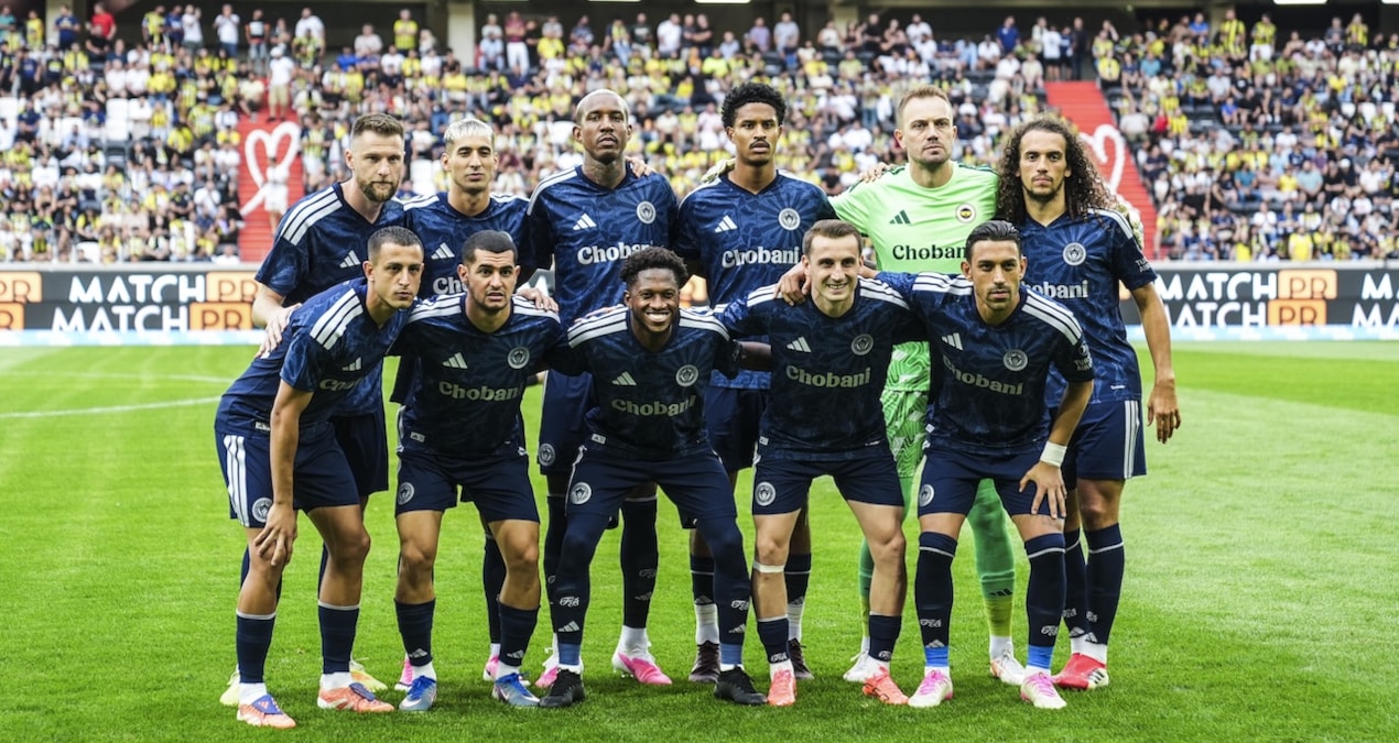 Fenerbahçe UEFA kadrosunu açıkladı! Listede sürpriz var