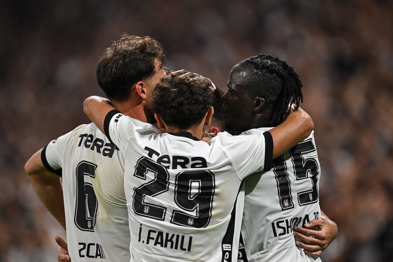 Midtjylland ile Beşiktaş Arasında Kıyasıya Mücadele: Maç Canlı Yayınla İlgili Tüm Ayrıntılar