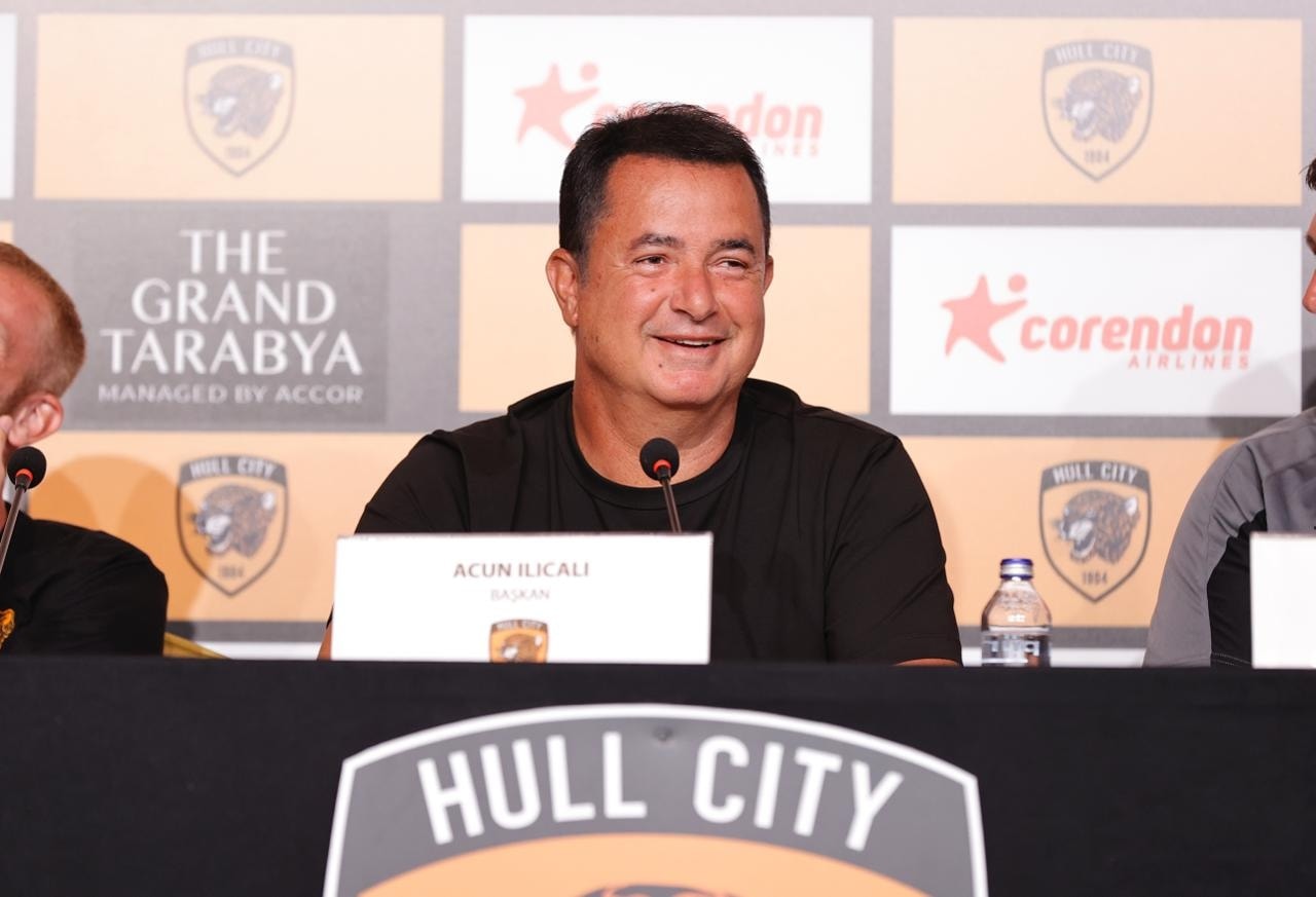 Hull City başkanı Acun Ilıcalı transferi kendi duyurdu! Bu akşam Türkiye’ye geliyor