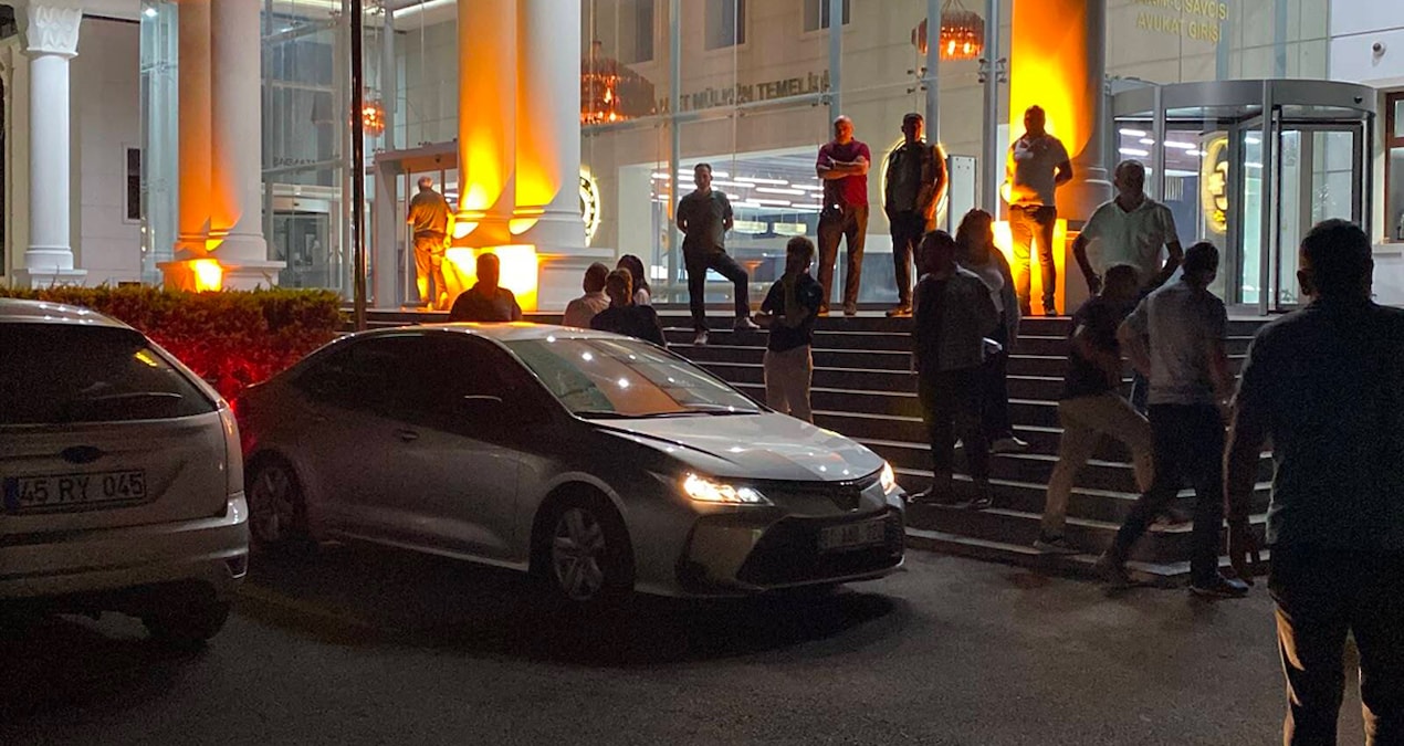 Eski Akçakoca belediye başkanı tahliyeden saatler sonra yeniden tutuklandı - Sözcü Gazetesi