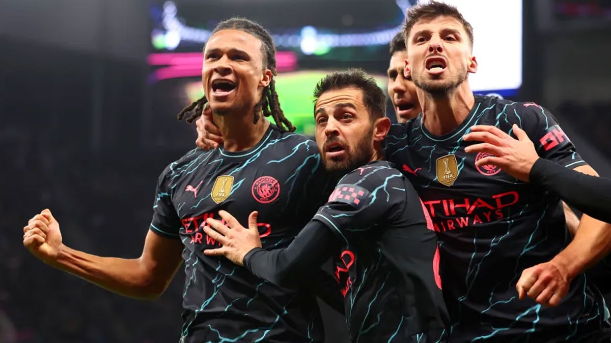 Manchester City'den Kadıköy'e: Dünya yıldızı futbolcu resmen Fenerbahçe'de