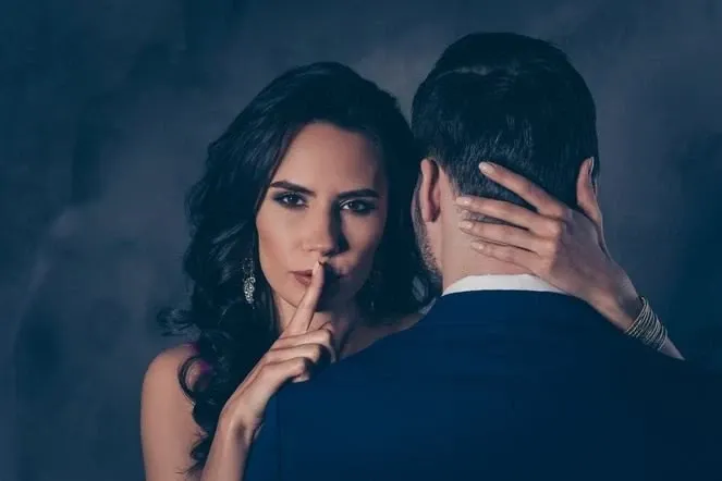 Astrolojide sadakat sınırlarını zorlayan aldatma eğilimli 4 kadın burcu