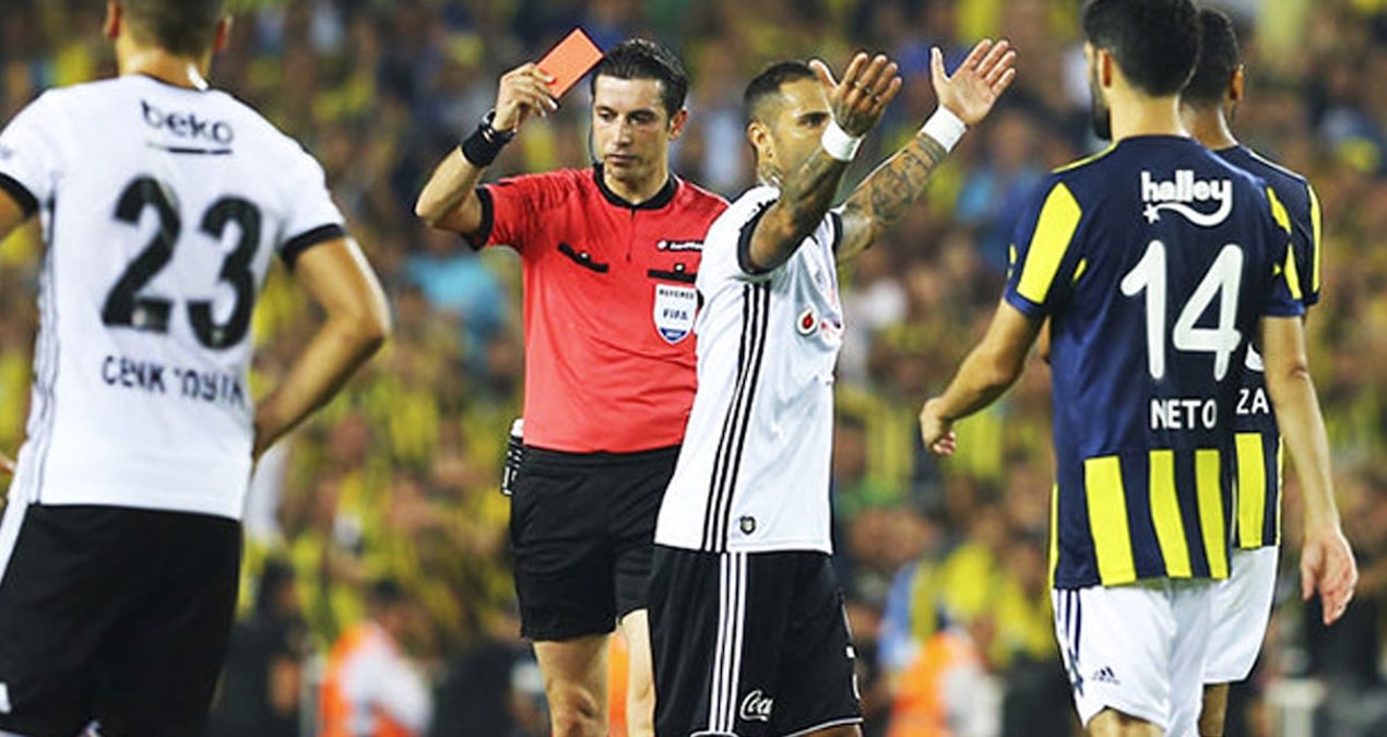 Ali Palabıyık Futbola Farklı Bir Rol ile Geri Döndü!