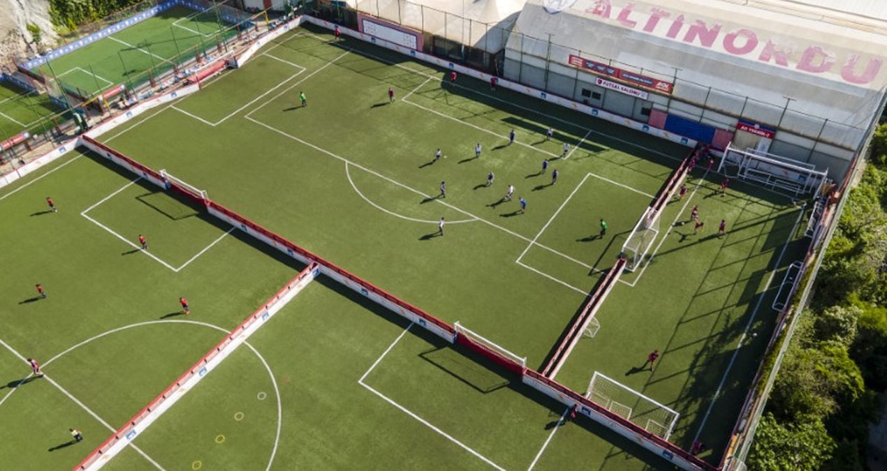 Ligden çekilen 102 yıllık çınar son kararı bekliyor