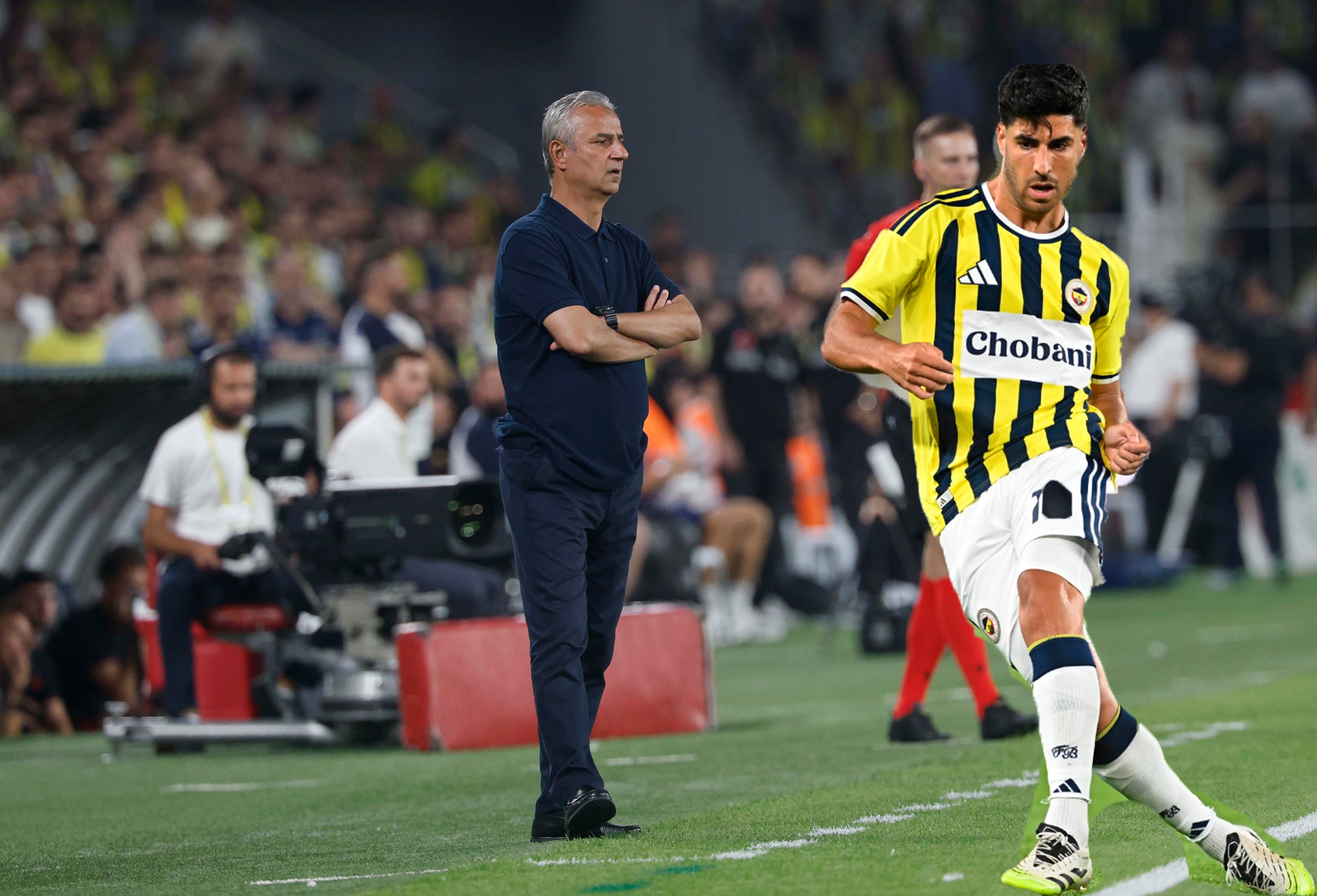Fenerbahçeli taraftarları sevinçten havalara uçuran an! Uğultu tüm Kadıköy'den duyuldu