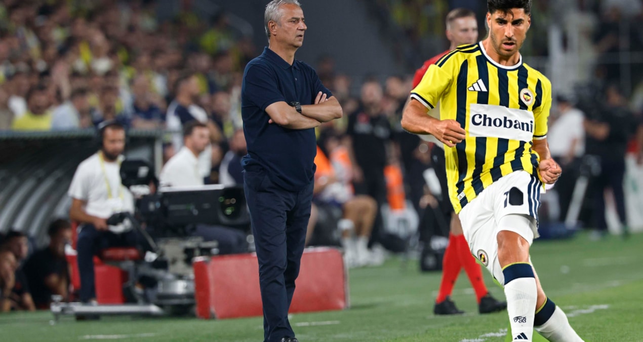 Fenerbahçeli taraftarları sevinçten havalara uçuran an! Uğultu tüm Kadıköy'den duyuldu