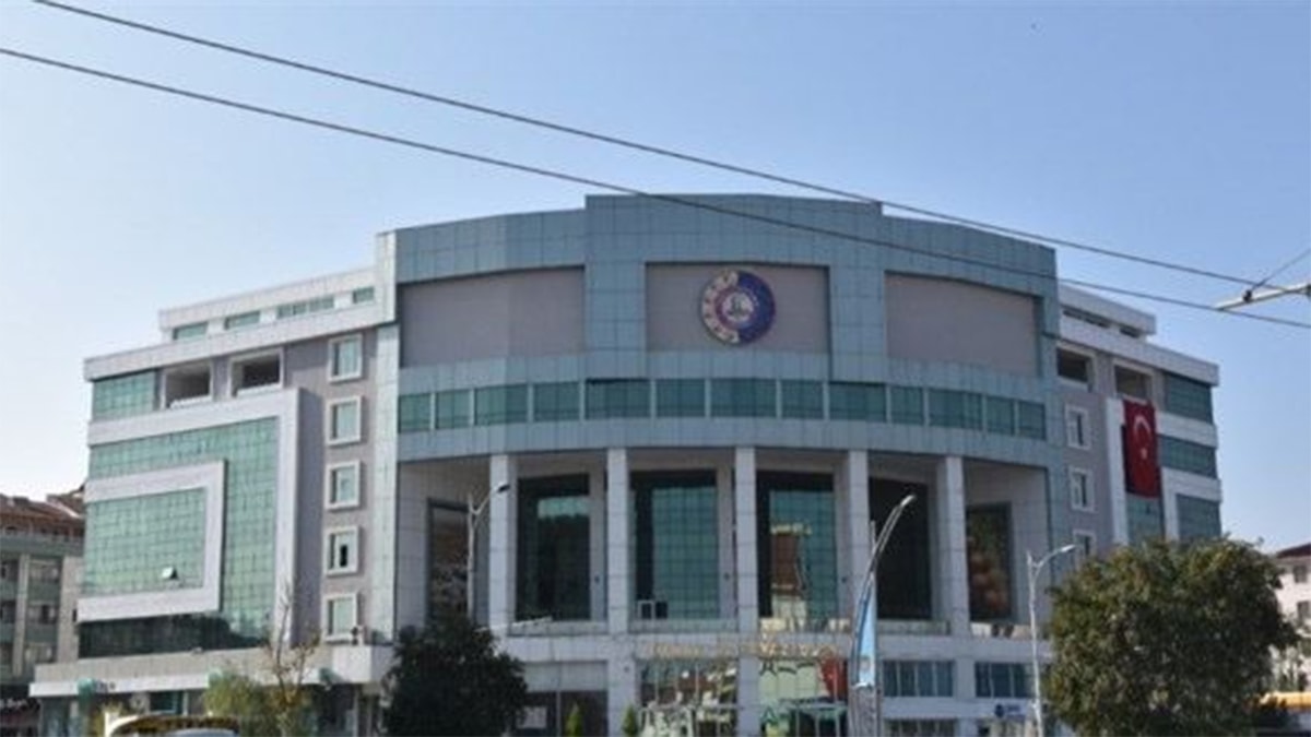 AKP’li belediyede skandal atama: En düşük KPSS puanlı danışman kadroya yerleşti