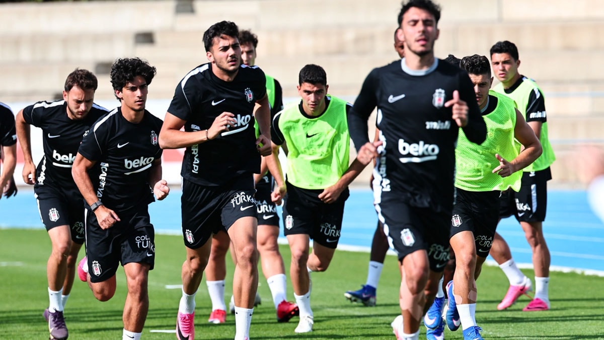 Beşiktaş kampı iki maçla kapatacak