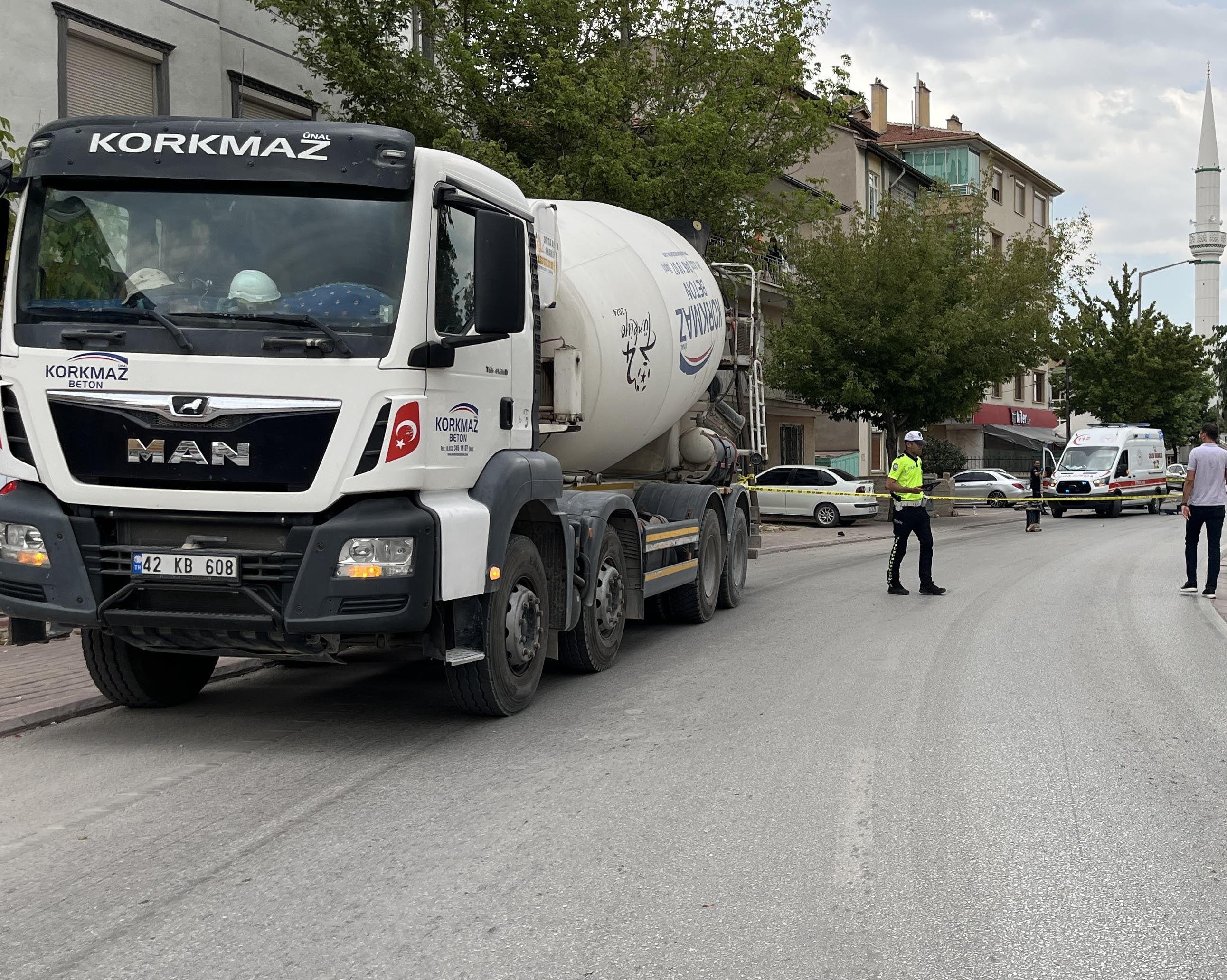 Feci kaza! Beton mikserinin çarptığı bisikletli öldü