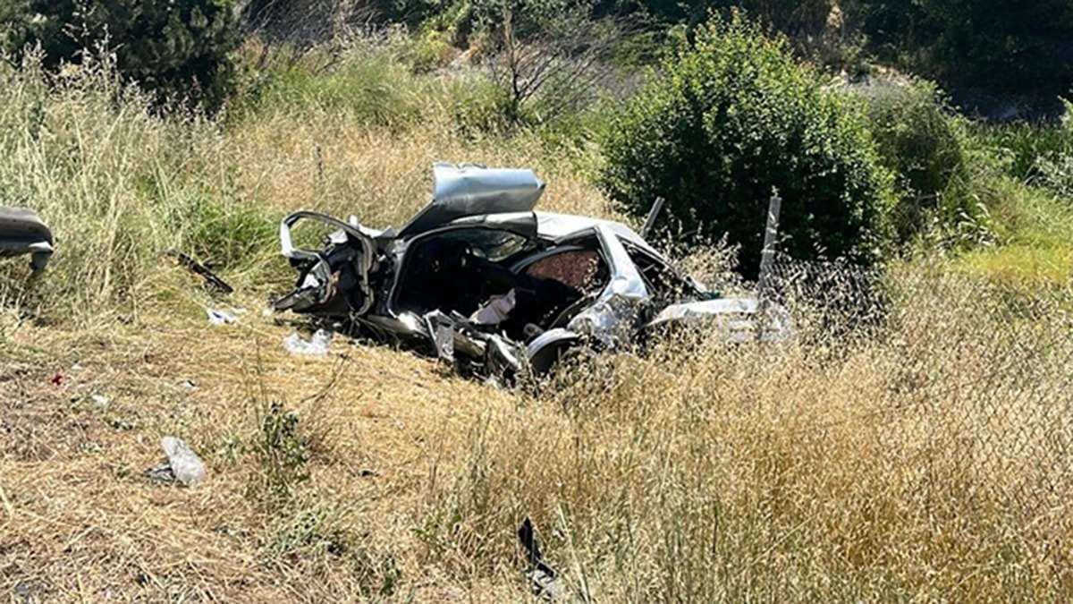 Otomobil şarampole devrildi: 1 ölü, 3 yaralı