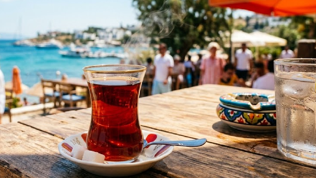Meğer hava 30 dereceyken çay içmek bu yüzden faydalıymış